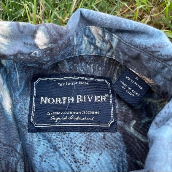 North River | Bundle of 2 Outdoors Hunting & Fishing Button Down Shirts - Picture 6 of 6